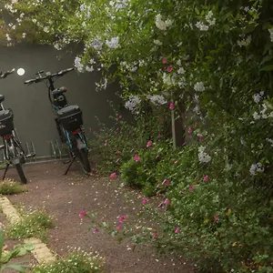 D'hote Et Du Jardin Des Corsaires Gasthuis